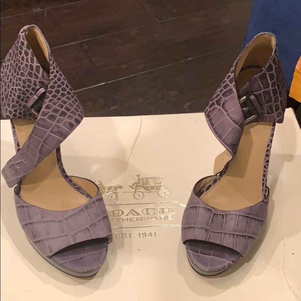 Coach heels - Picture 2 of 4